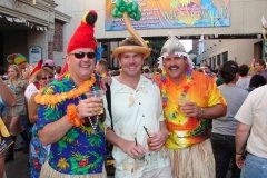 Doug_and_2_pheads_-_840x630