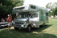 The_Big_Ship_Artist_and_his_masterpiece