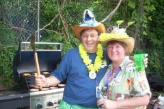 Fred+and+Georgia+at+the+grill+Buffett+2008[1]