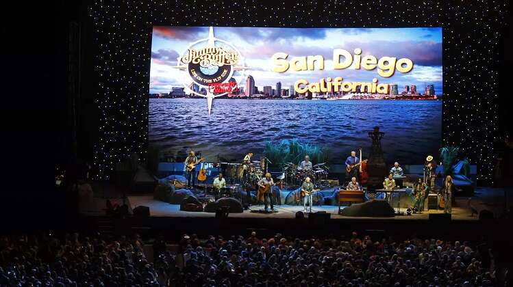 Review of the first concert at Snapdragon Stadium